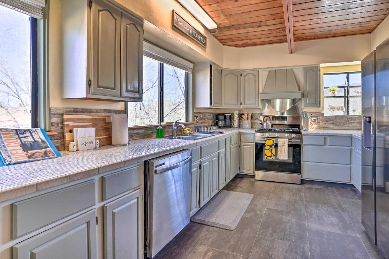 Prescott Home With Deck And Grill Close To Hiking! Екстериор снимка